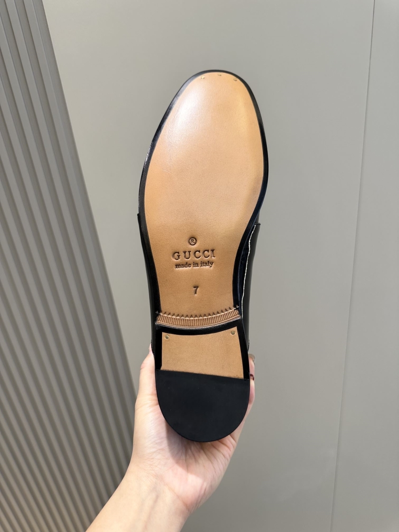 Gucci Leather Shoes